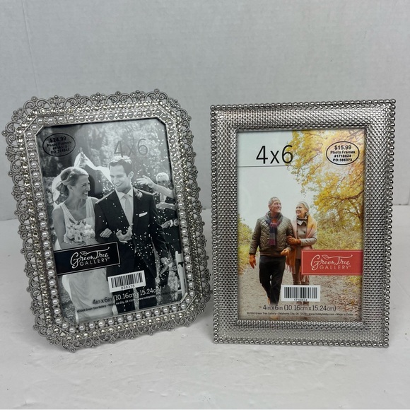 NWT-Pretty silver-tone easel backed-picture frames-pair(2) - Picture 2 of 10